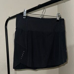 Athleta Run With It 14” Skort